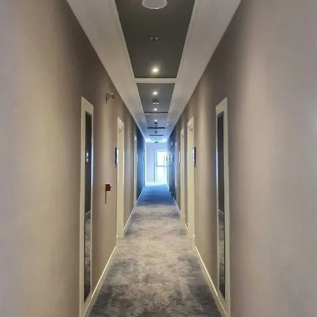 Double Royal Hotel 4*
