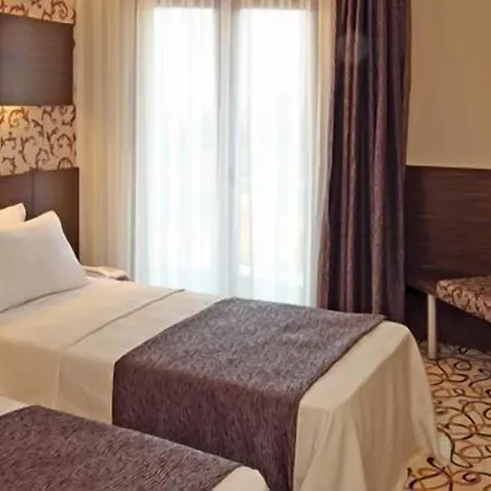 Double Royal Hotel