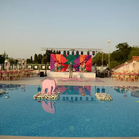 Double Royal Hotel 4*