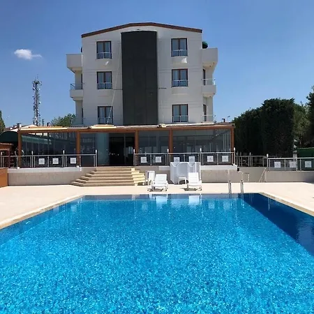 Double Royal Hotel 4*