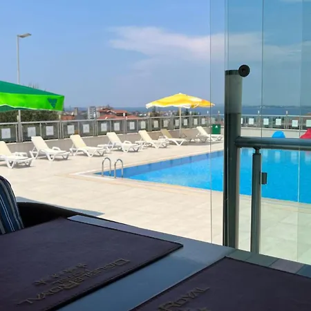Double Royal Hotel