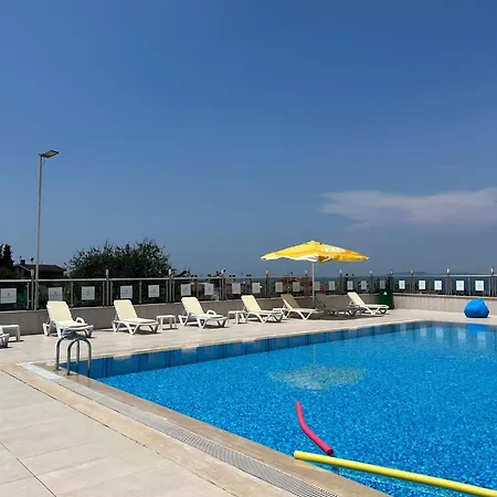Double Royal Hotel