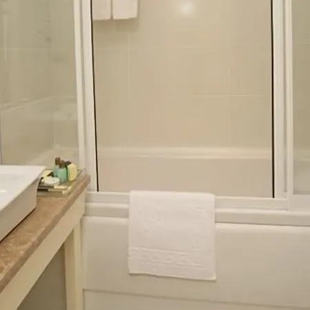 Double Royal Hotel 4*