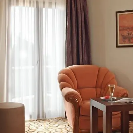 Szálloda Double Royal Kocaeli